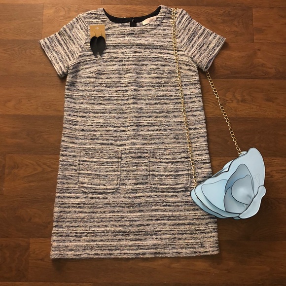 LOFT Dresses & Skirts - PETITE LOFT DRESS WITH POCKETS